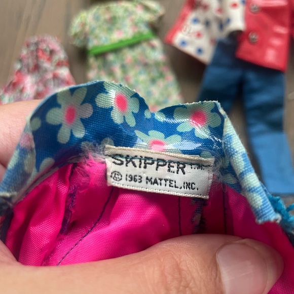 Vintage Barbie + Skipper Clothes Lot 1960’s+ - Picture 2 of 16